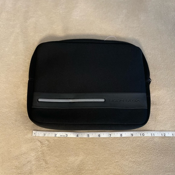 Body Glove Tech Zip Case - One Size - Picture 5 of 9